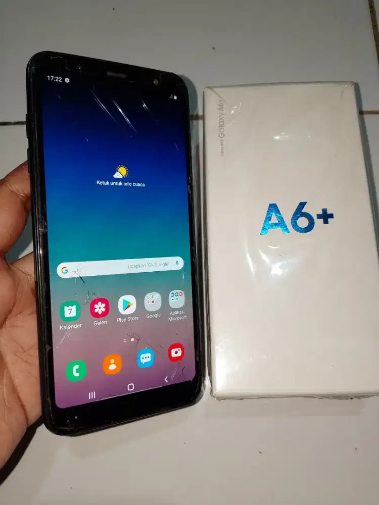 Hp Samsung A6+ 4/32, Minus Ts retak/pecah tp normal