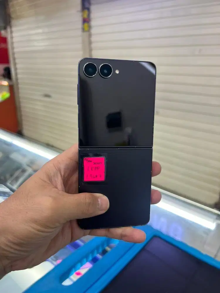 Samsung Z Flip 7 256GB