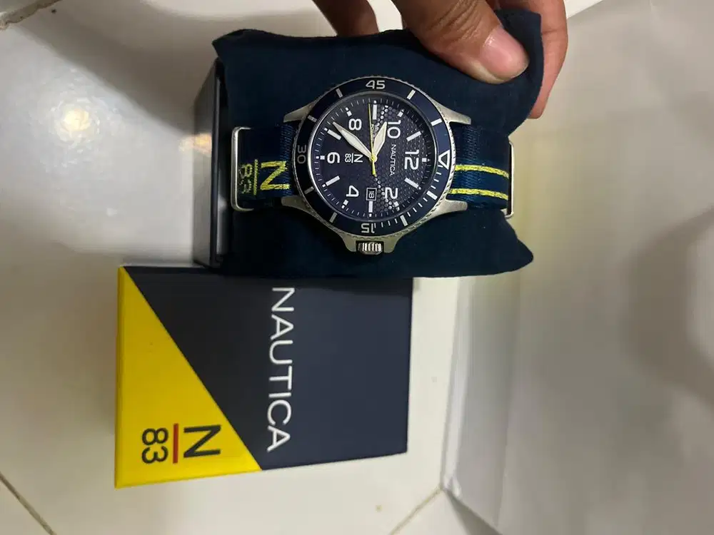 Jam nautica pria