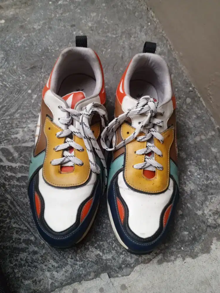 Sepatu playboy ciwi
