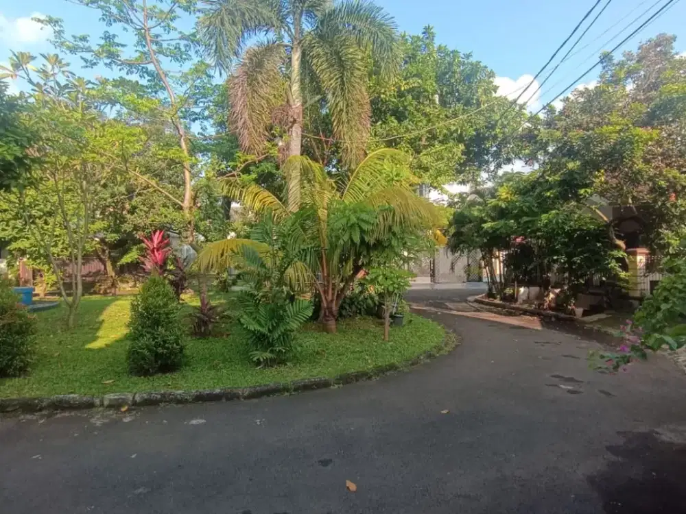 Dijual Rumah Bangunan Mandiri di BSD Sektor 1.2, Tangerang Selatan