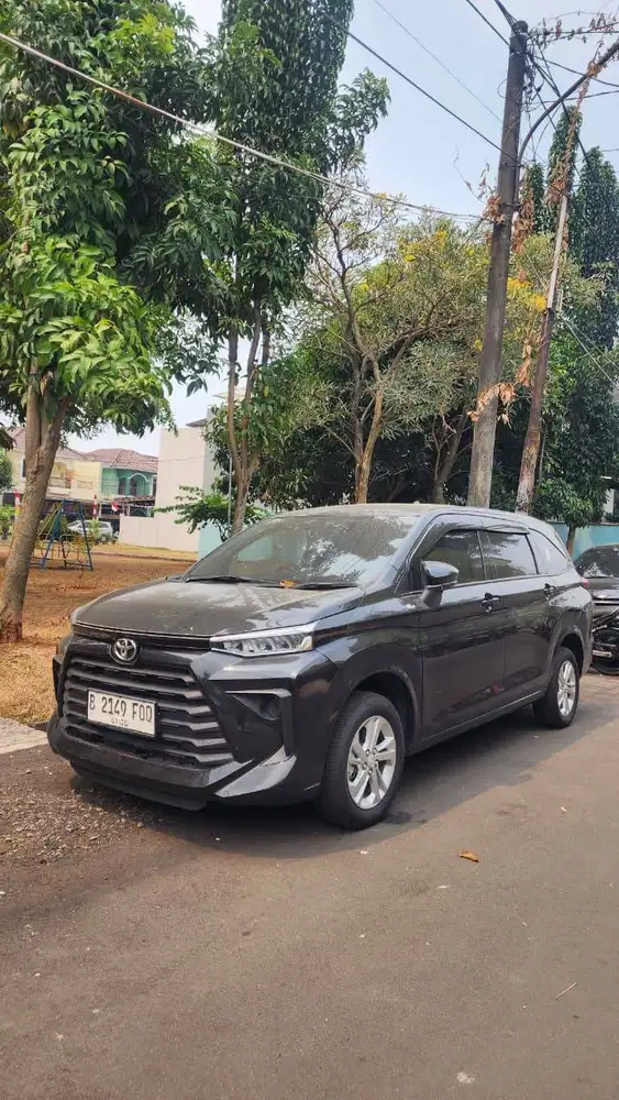 Special Avanza 1.3 E AT NIK 2025