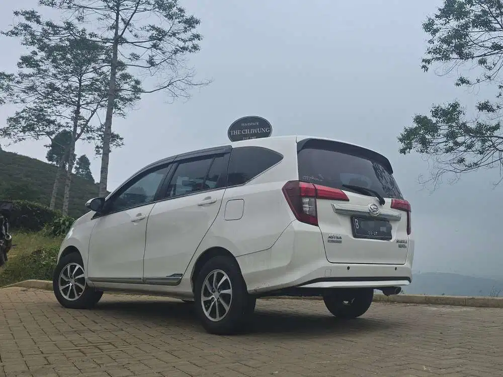 Daihatsu Sigra 2016 Bensin