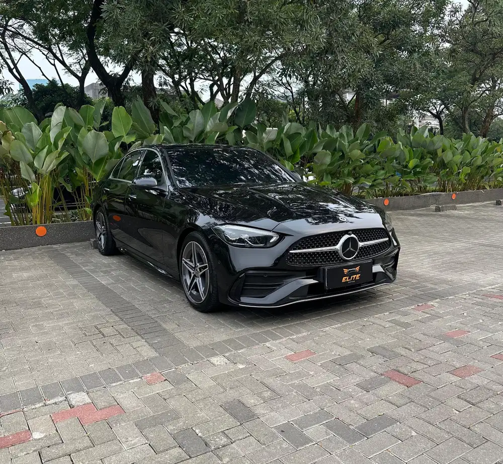 [ ODO 8RB ] Merc Benz C 300 AMG 2024