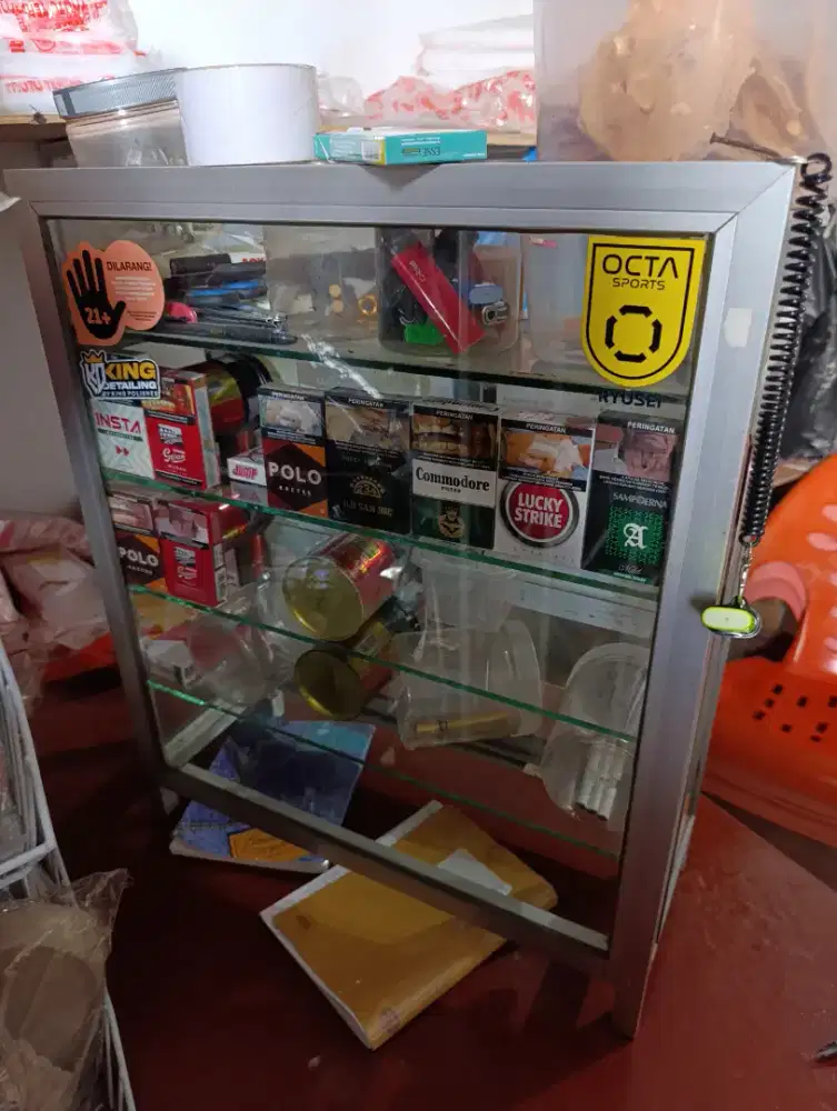 RAK JUALAN ROKOK