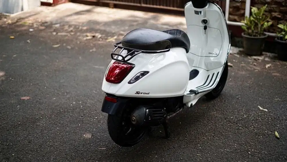 vespa sprint 3v 2016 murah