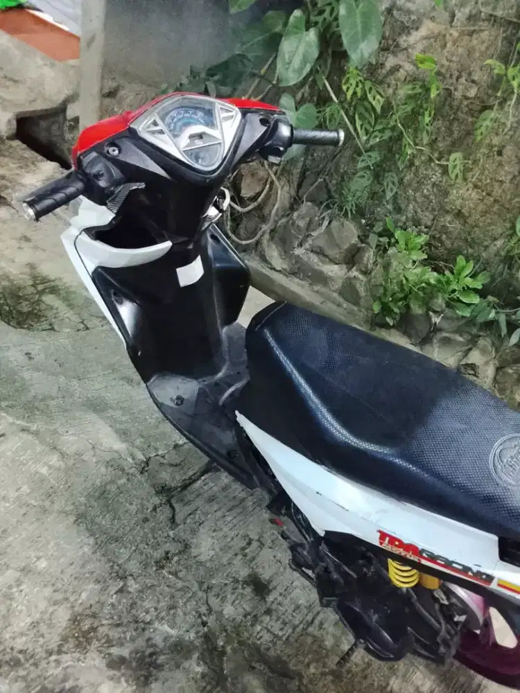 Xeon karbu tarikan ngacir
