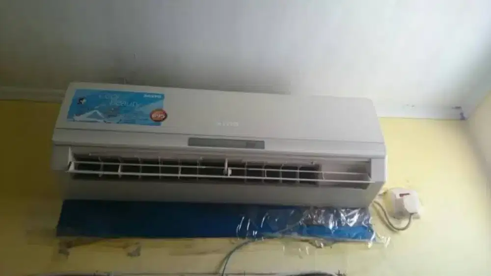 Manukari AC seken baik & rusak