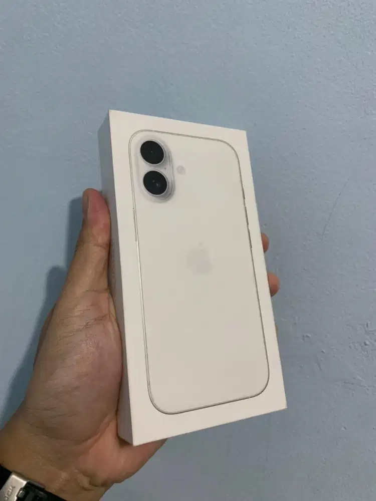Iphone 17 256 GB iBox (aktif 14 Aug 2026)
