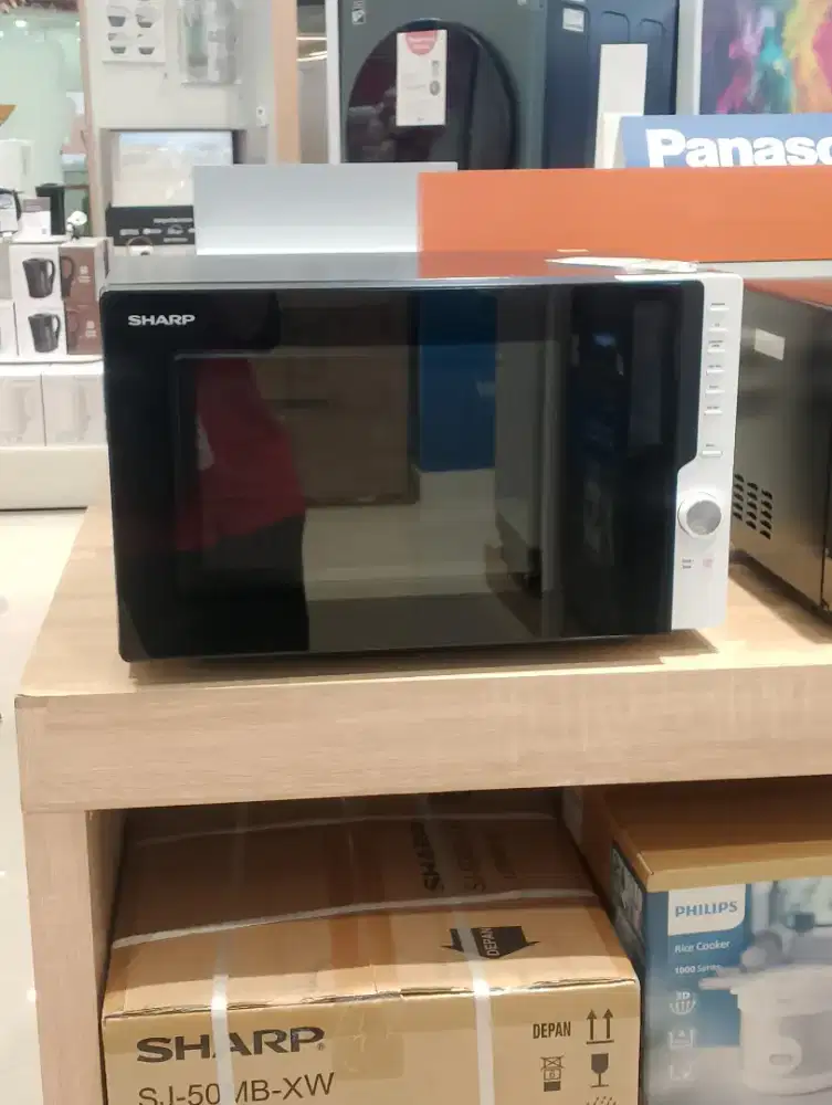 Microwave oven 28 liter