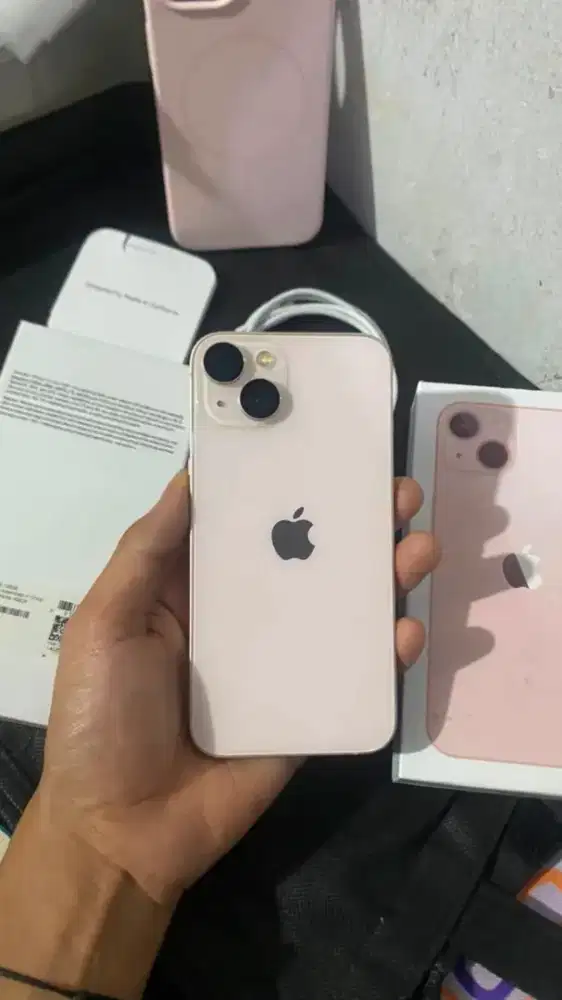 iPhone 13 128 pink nominus