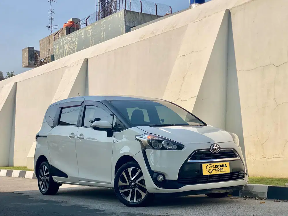 MPV! TOYOTA SIENTA V AT AUTOMATIC 2016 2017 Q FREED MOBILIO BRV INNOVA