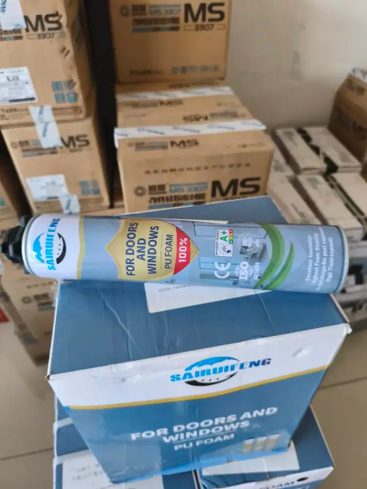 PU Foam menutup celah
