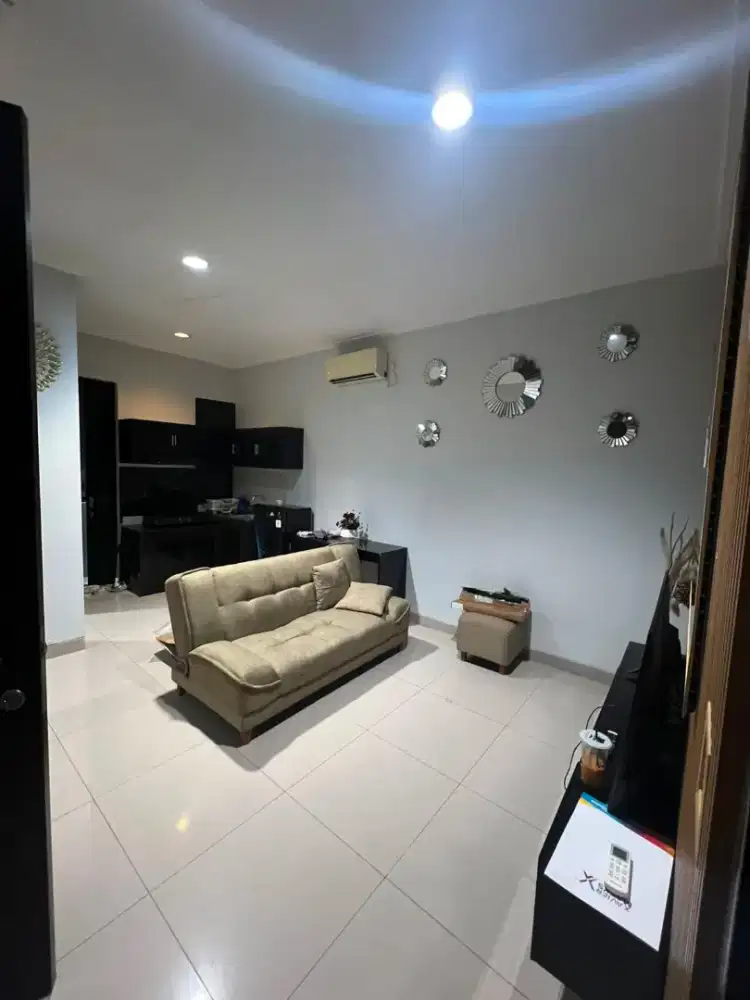 Disewakan Condo House Green Royal