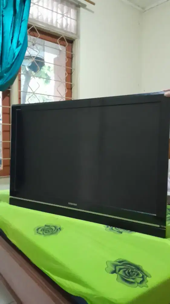 Dijual TV LCD toshiba 42