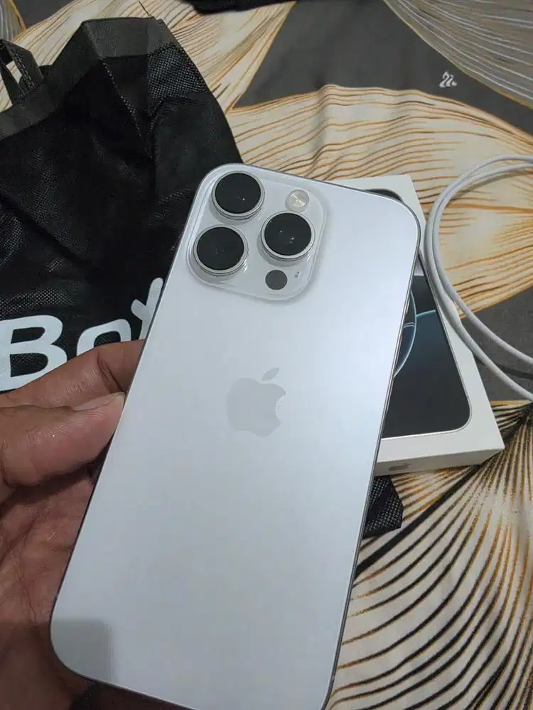 Jual Iphone 16 Pro 128 GB putih ex Ibox
