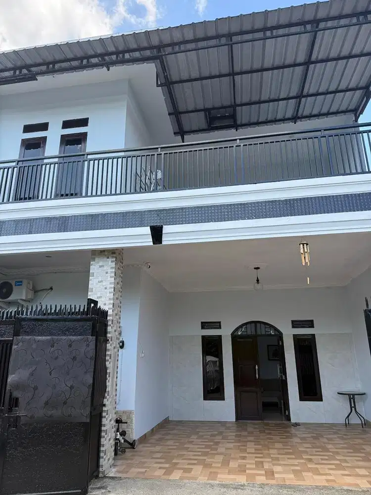 Rumah 2 lantaii