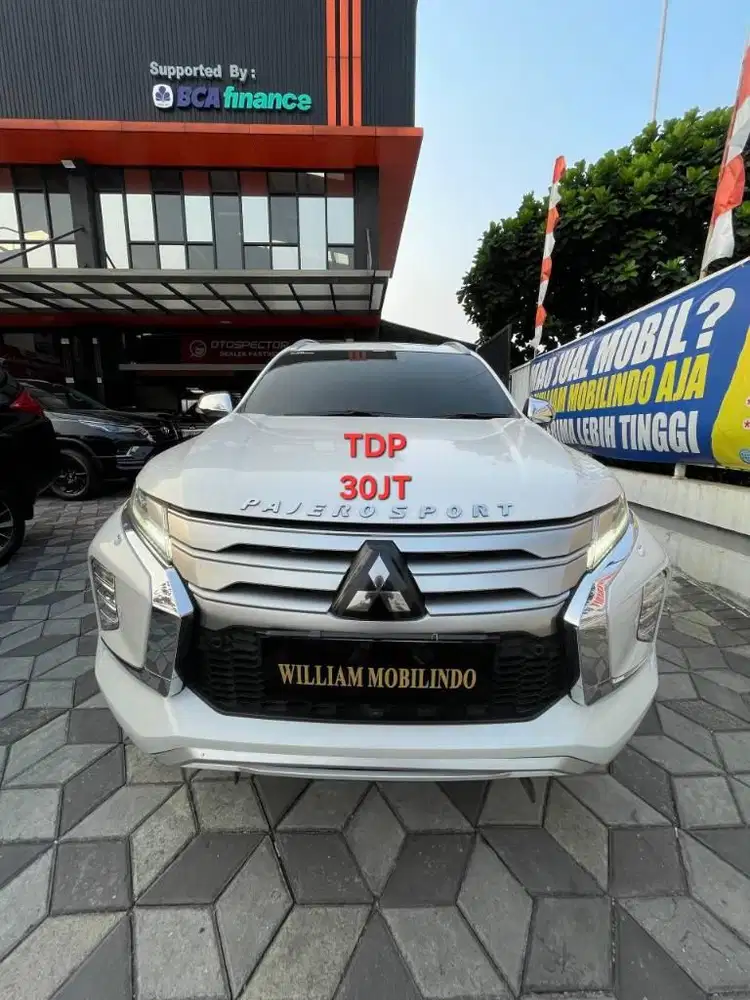 Mitsubishi Pajero Dakar Ultimate 4x4  Matic Tahun 2023 Kondisi Mulus