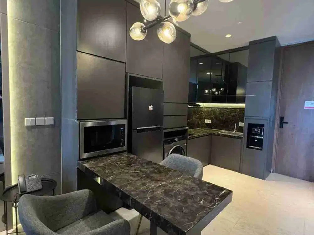 DIJUAL APARTEMEN THE ROSEBAY GRAHA FAMILI FULL FURNISH MEWAH