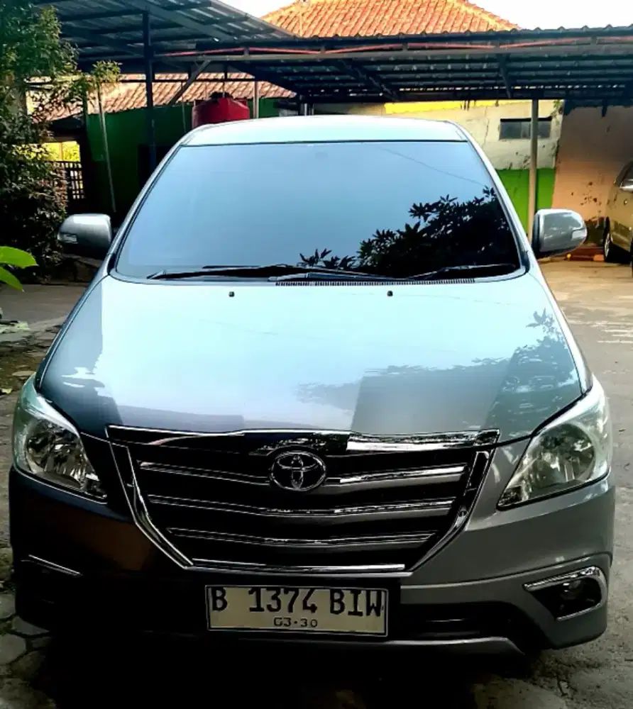 Innova V 2.5 diesel 2015 matic