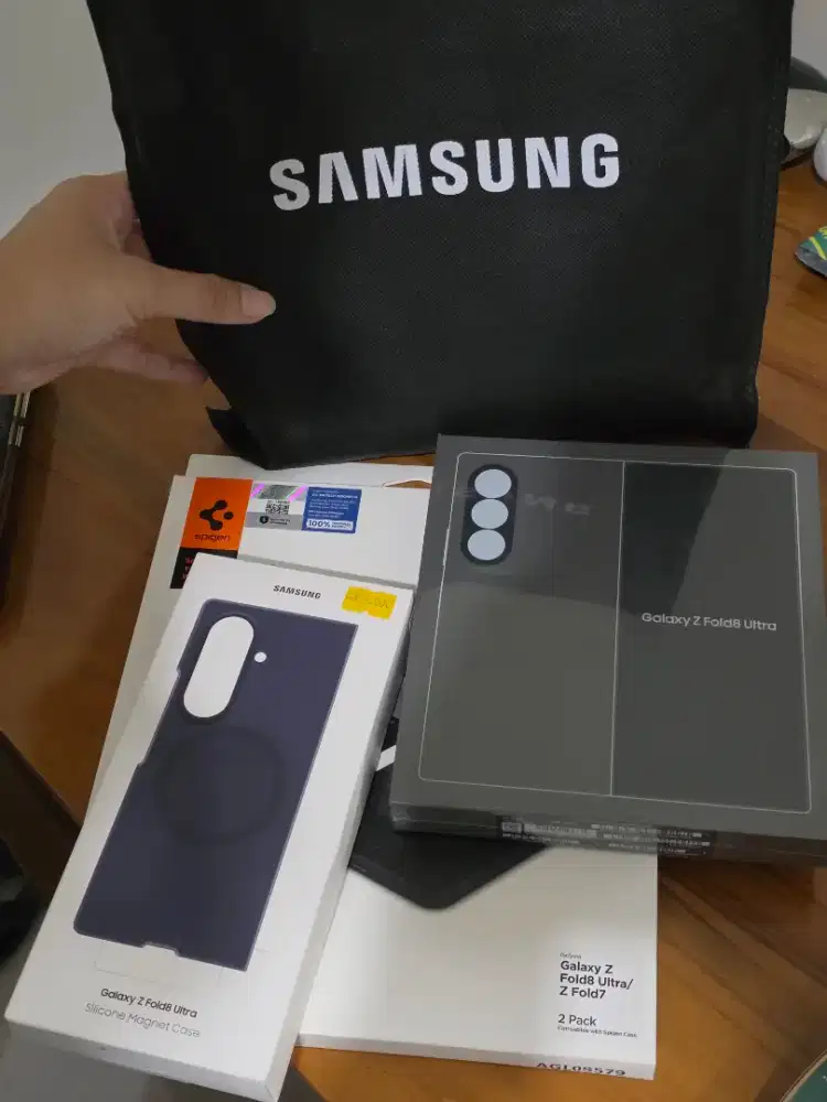Samsung Galaxy Z Fold 8 Ultra 512 GB Segel Garansi Resmi Samsung