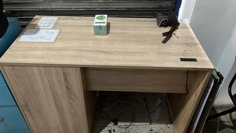 Forniture meja , laci ,lemari ,kursi