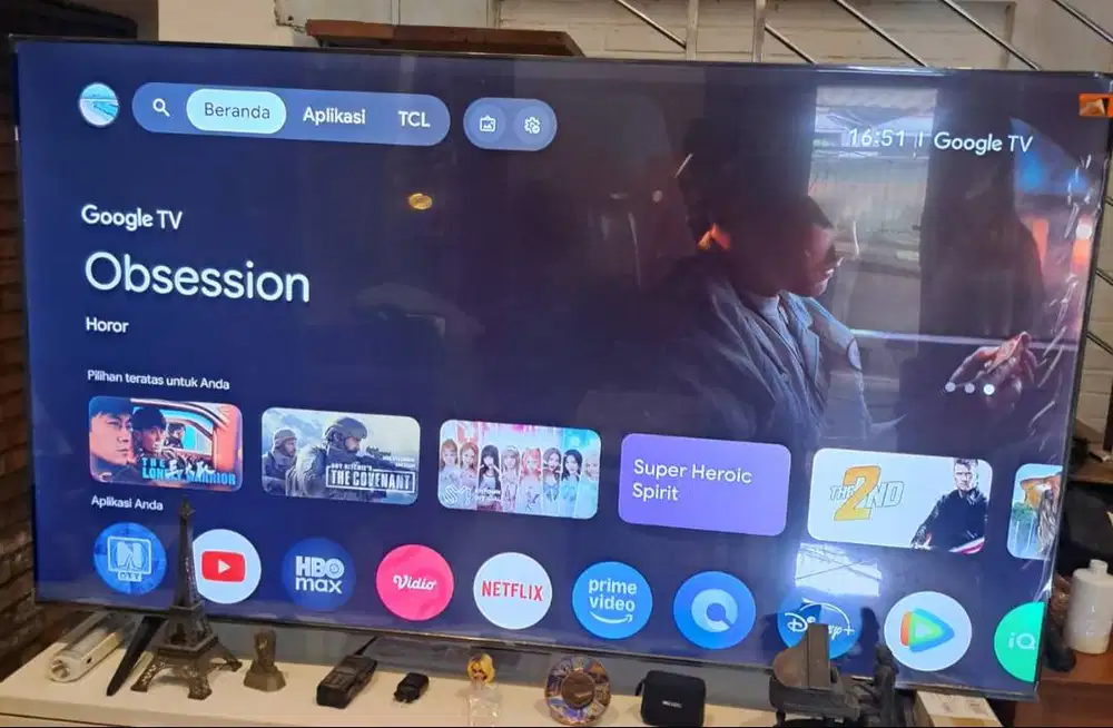 Smart Google TV 75 Inch TCL 75P6K 4K UHD - Mulus, Plastik Layar Nempel