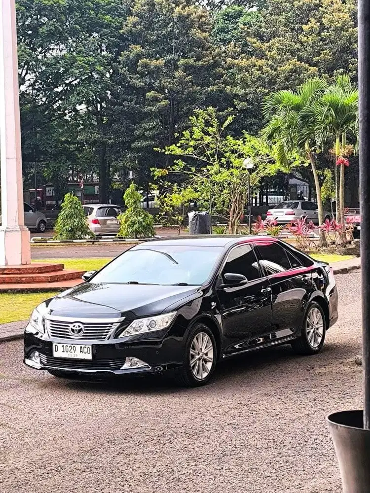 KM 80RB // TOYOTA NEW CAMRY V 2.4 AT 2014 SATU TGN DARI BARU