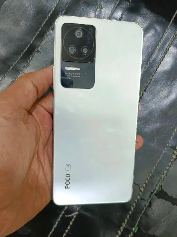 Jual bu poco f4 5g 8/256