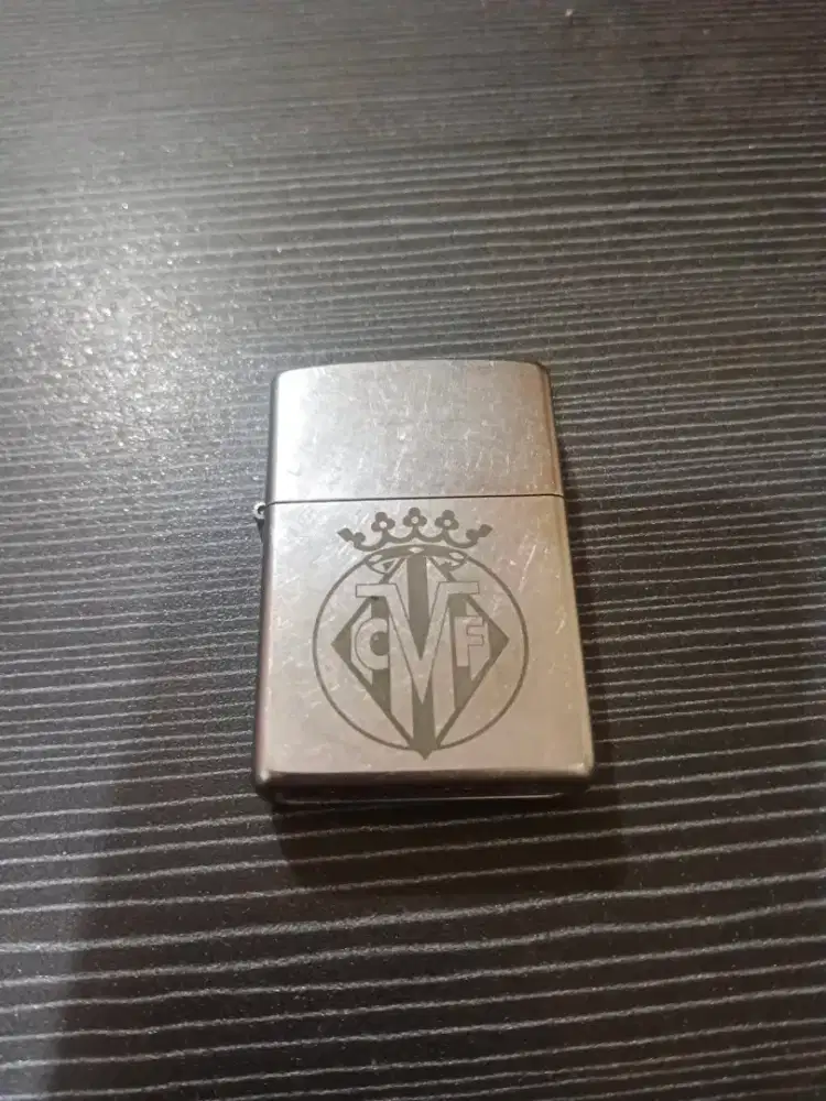 korek api zippo original