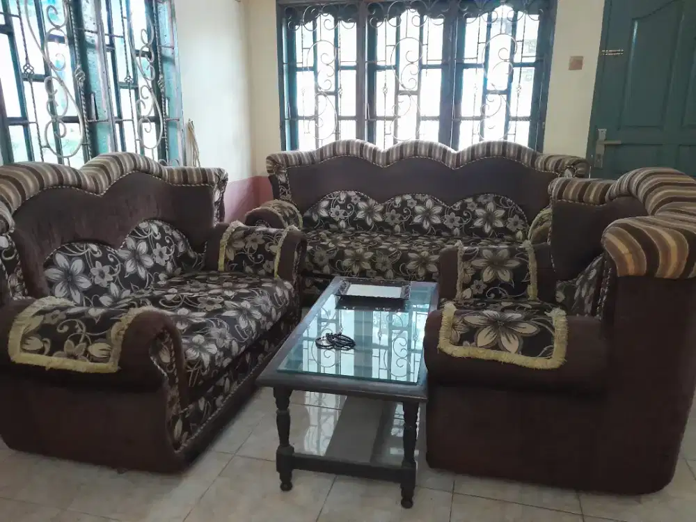 Sofa bekas untuk ruang tamu