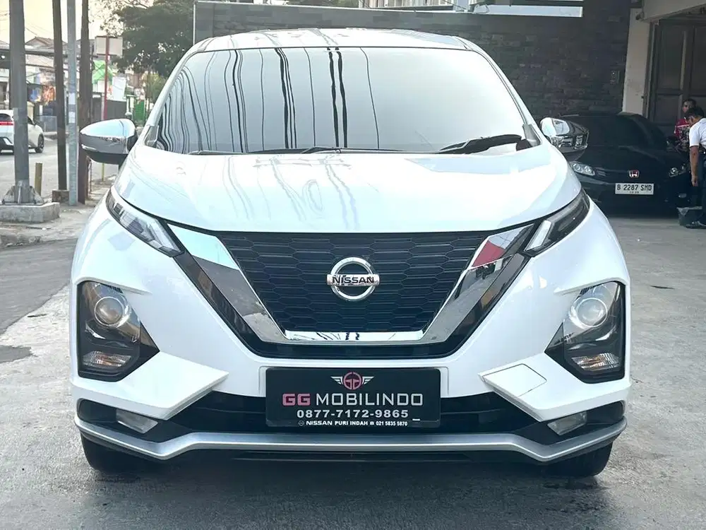 Nissan Livina 1.5 VL Automatic Pemakaian Th 2022