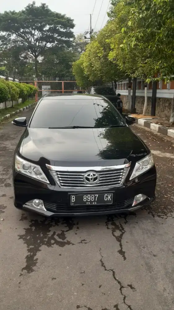 Jual camry V 2013 matic plat B tangan ke 2