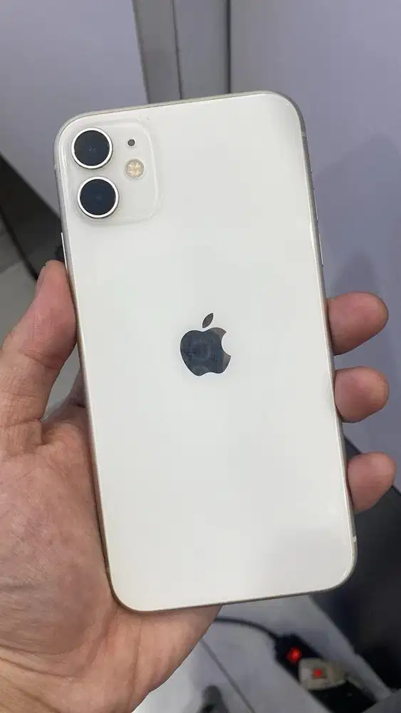 iPhone 11 64gb iBox