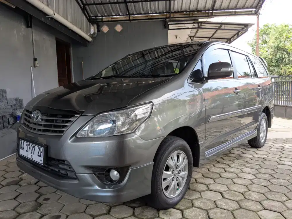 Toyota Kijang Innova G Lux 2012