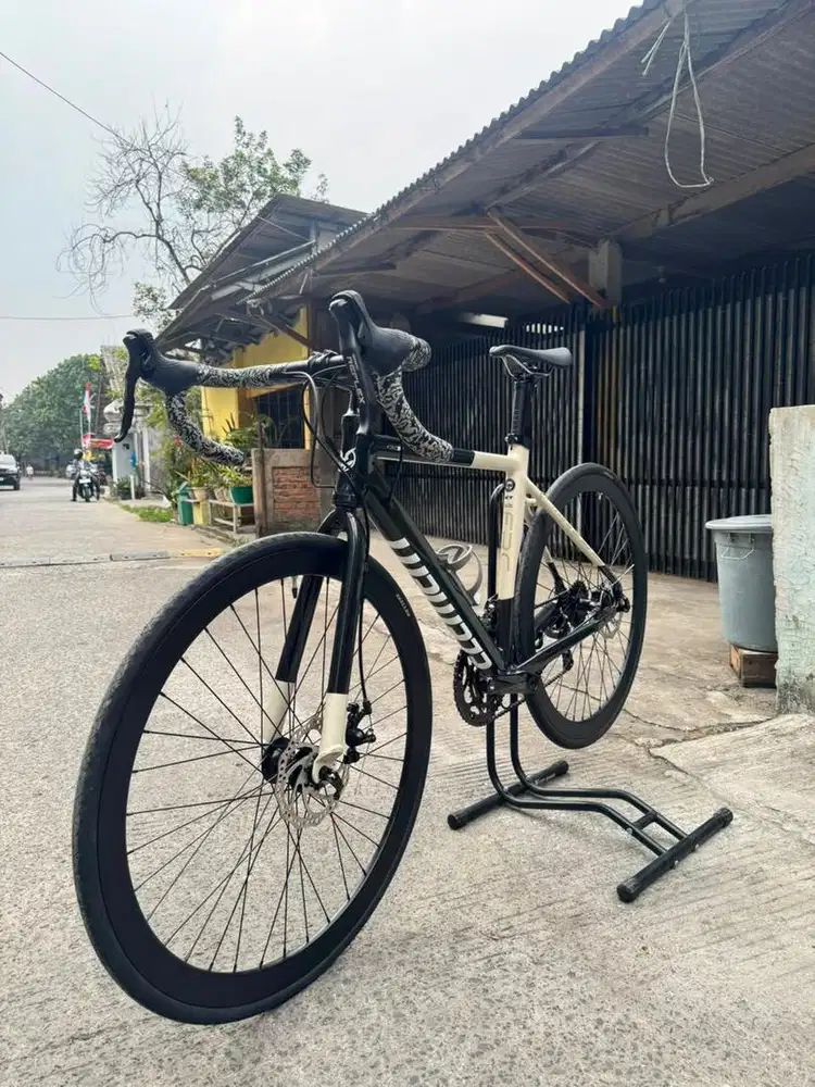 ELEMENT FRC 50 Tahun 2025 warna Black rainbow