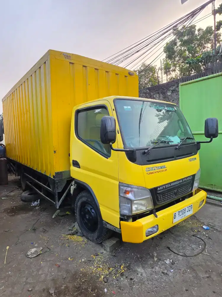 Mitsubishi colt diesel ps 110  bok besi tahun 2010
