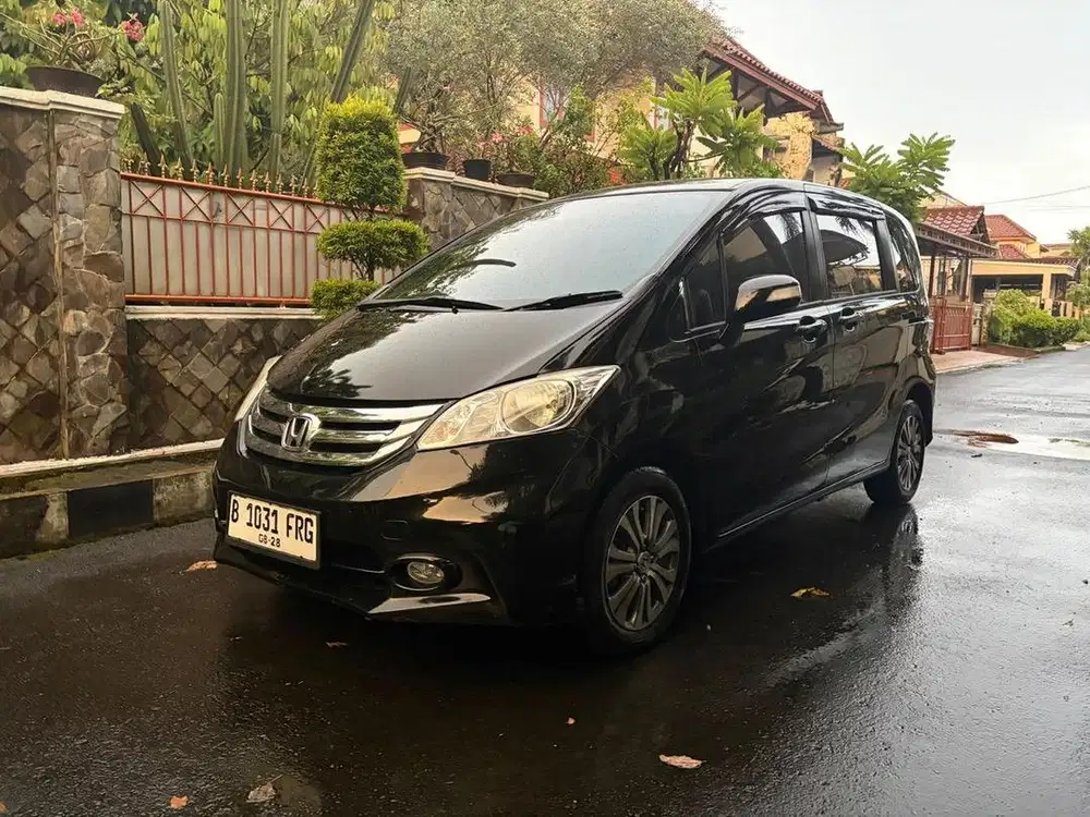 Honda Freed type E PSD 2015 AT Facelift Last Edition