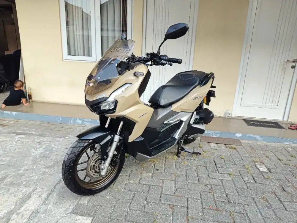 Honda adv abs 2024