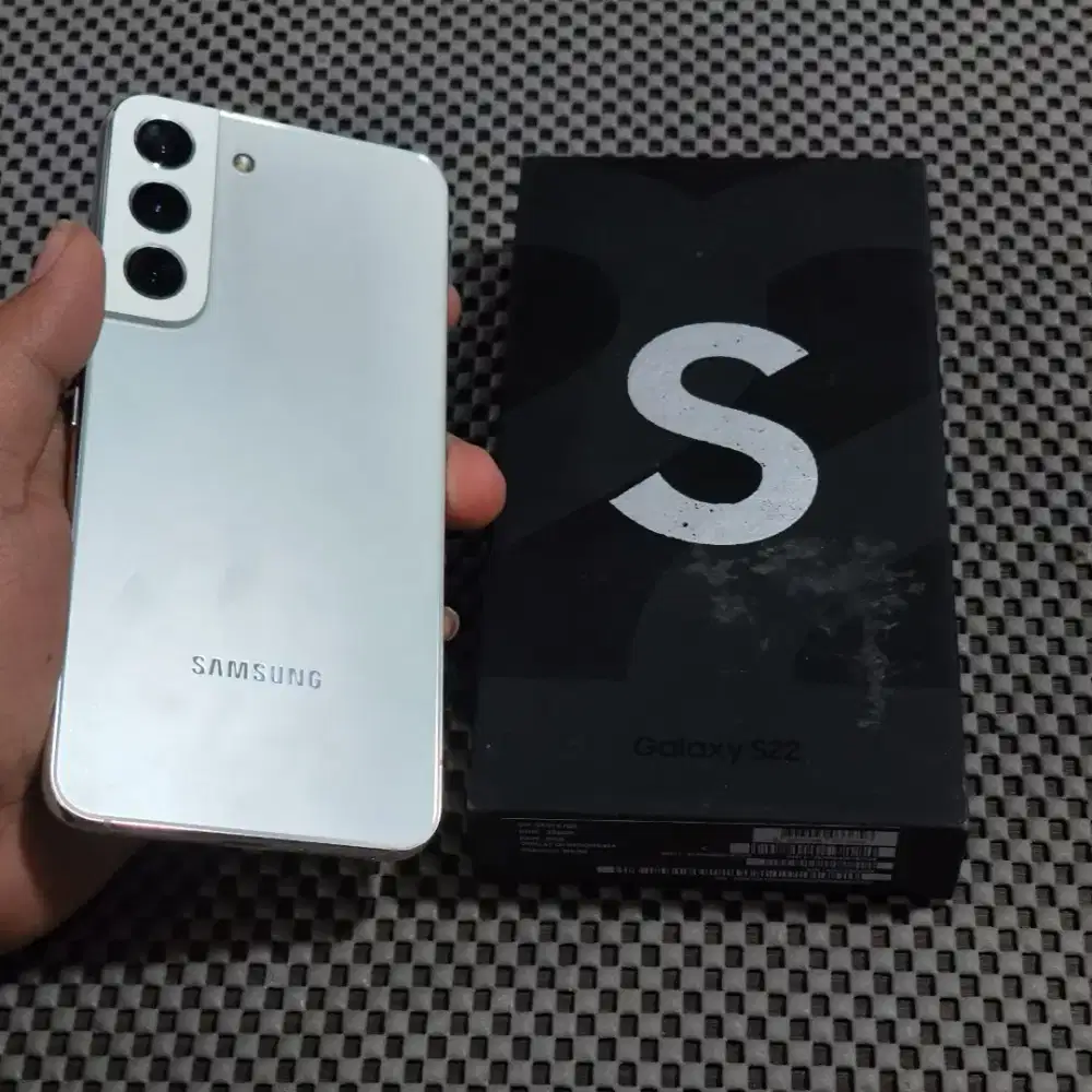 Samsung Galaxy s22 8/256GB [ PUTIH ] SEIN SAMSUNG