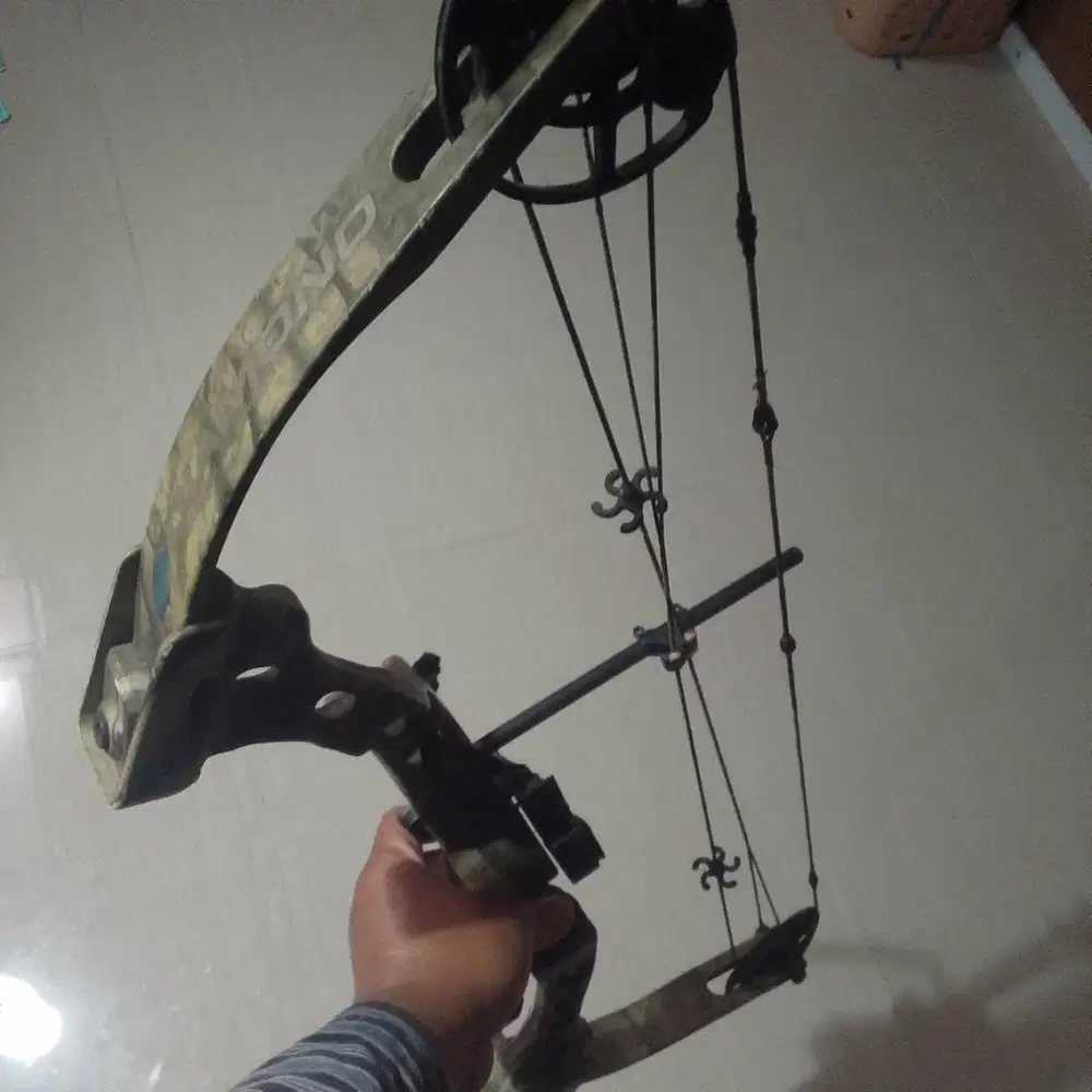 Compound bow diamon asli Amerika