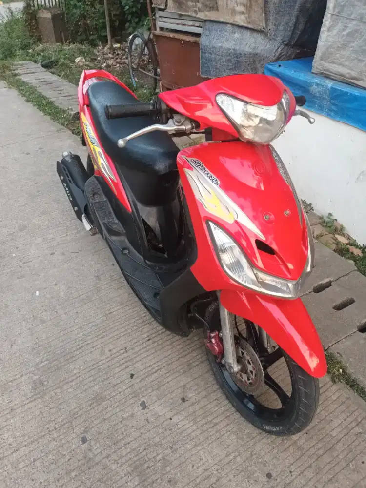 Motor mio smile stnk asli tahun 2011