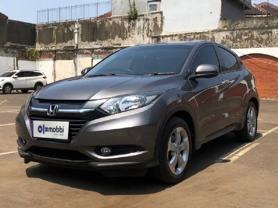 TDP 9, JT Honda HR-V 1.5 E Bensin-AT Abu-Abu 2016