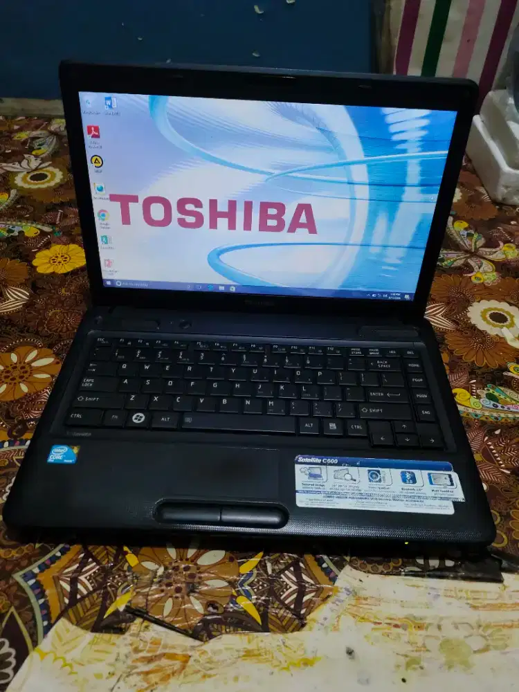 Jual murah laptop toshiba satelite c600 Intel core 2 duo