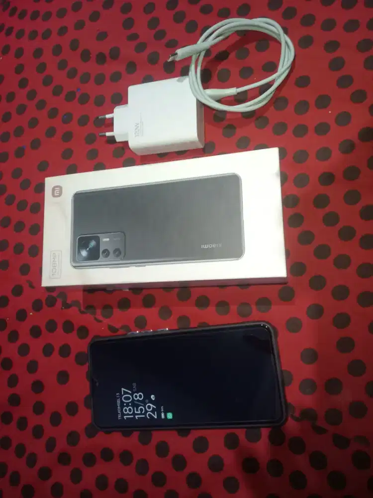 Xiaomi 12T Ram 8/256 fullset minus sdh ganti lcd lokal,fingerprint off