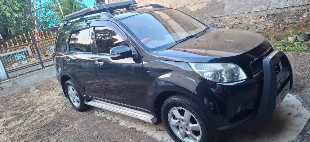 Daihatsu Terios TX hitam At