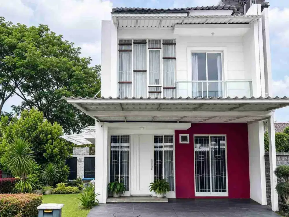 Dijual Cepat Hunian Dengan Desain Estetik yang Dirawat Baik Hingga terlihat seperti rumah Baru HRB217