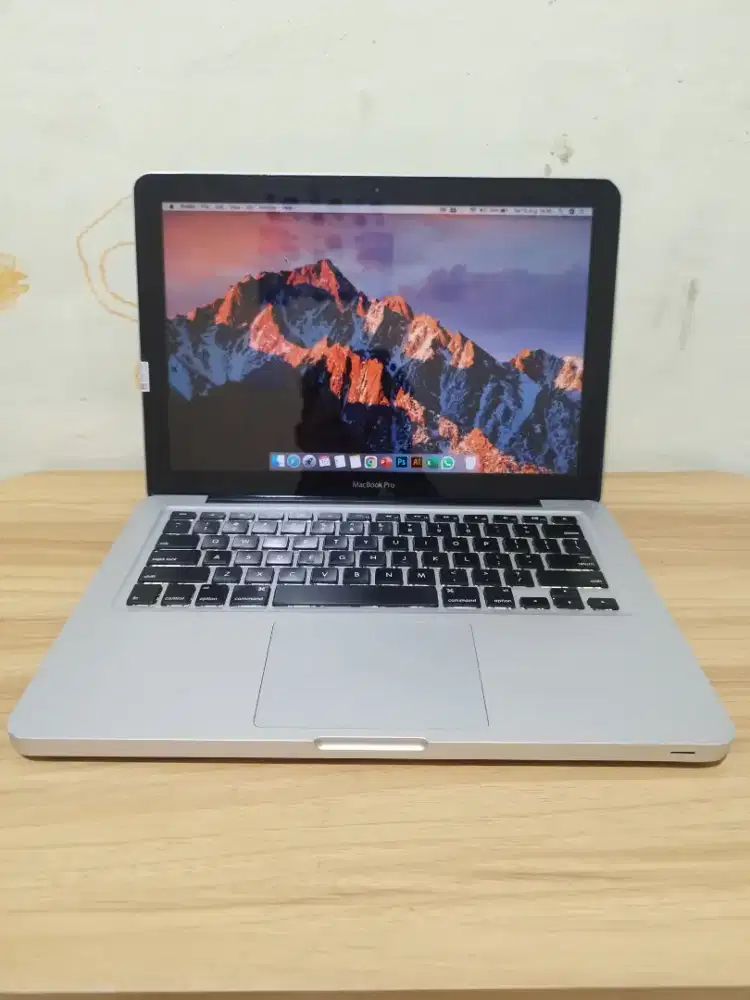 MACBOOK PRO (Mid 13 inc 2012)