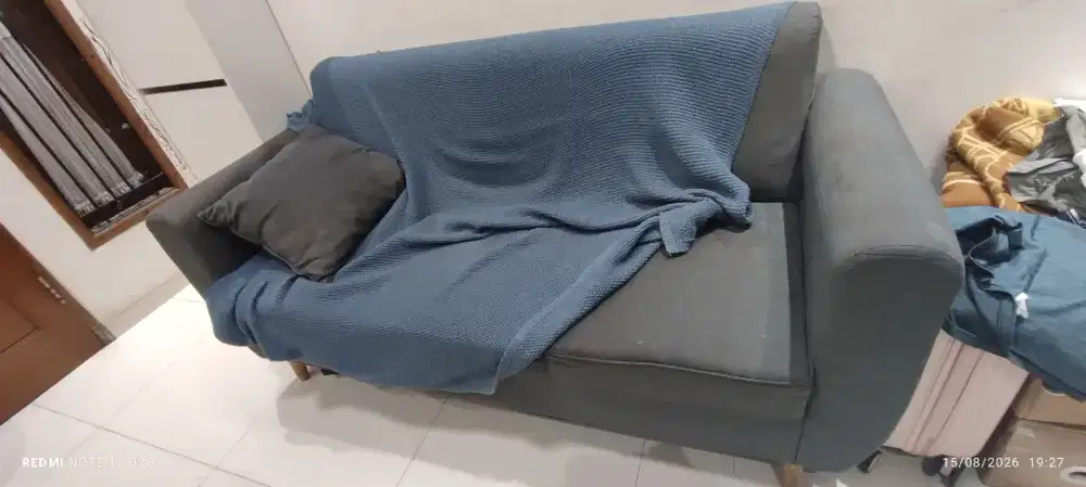 Sofa bekas layak pakai
