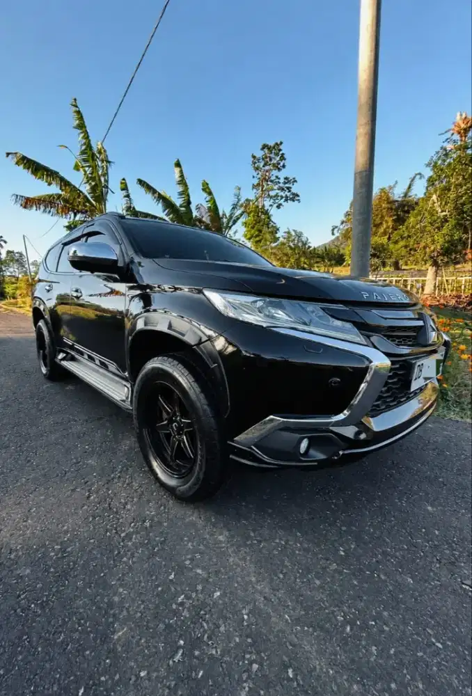 Pajero Sport Dakar RockFord Black Edition
